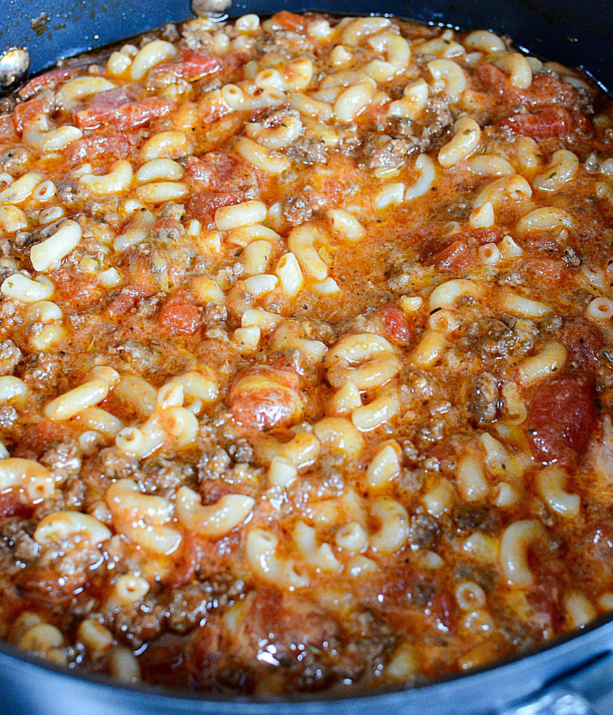 OLD FASHIONED GOULASH – QuickRecipes