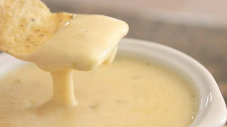 Mexican Restaurant Style White Cheese (Queso) Dip – QuickRecipes