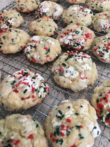 Easy Christmas Gooey Butter Cookies – QuickRecipes