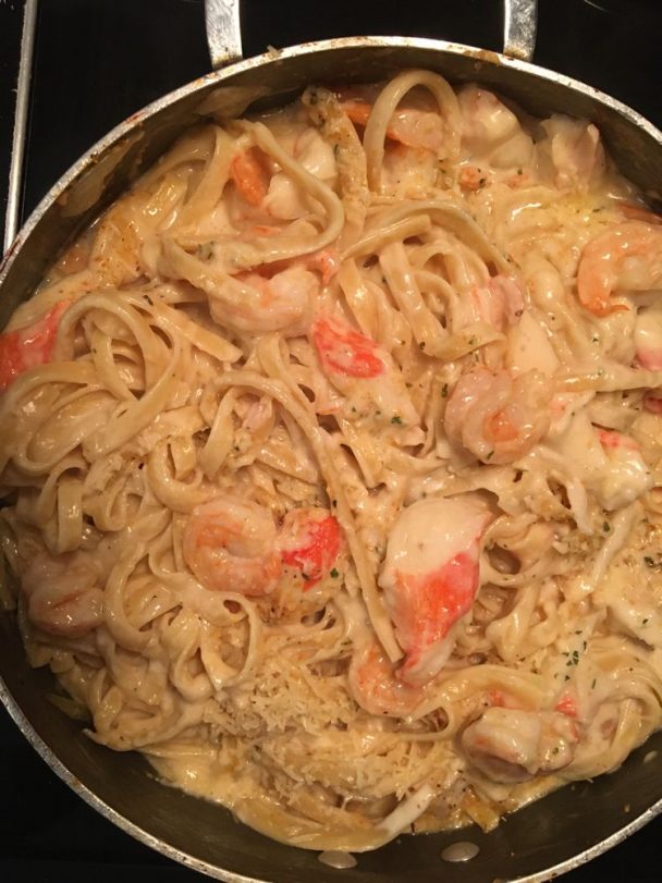 The BEST Shrimp Alfredo Recipe QuickRecipes