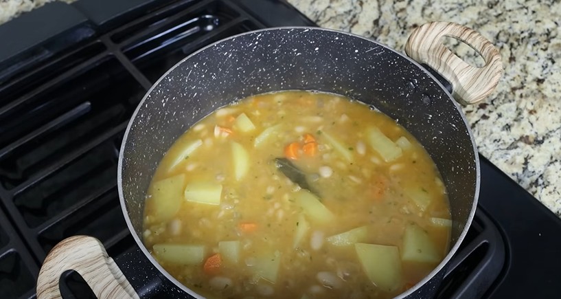 White bean and potato soup